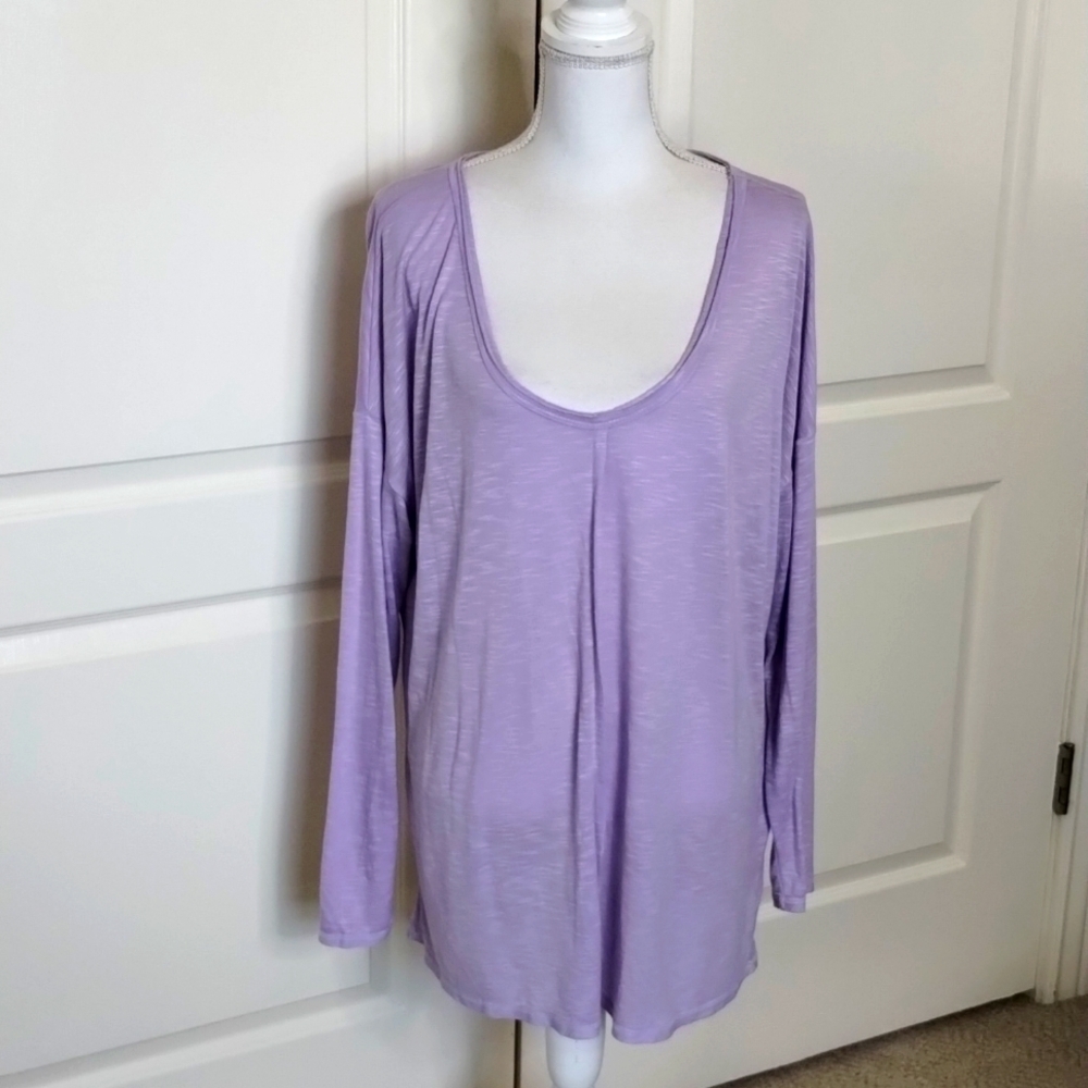 BiBi lavender purple long sleeve size XL round neck lightweight blouse